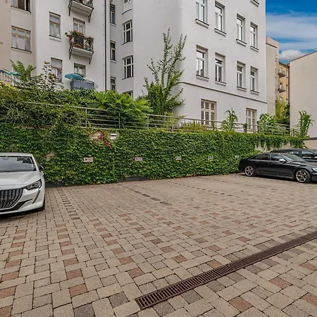 מלון Le Petit 3*