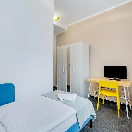 Le Petit מלון 3*