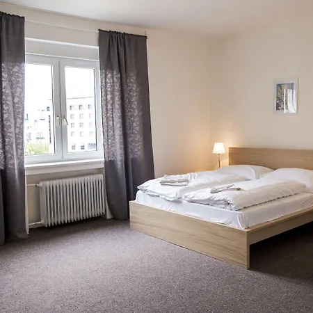 Le Petit 3* Pressburg