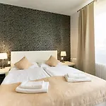 Otel Le Petit Bratislava