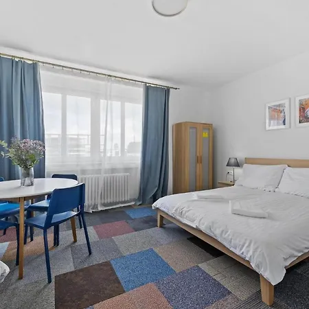 Petit 3* Pressburg