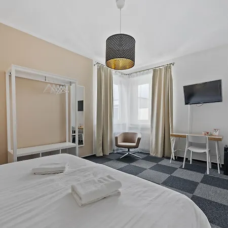 Hotel Le Petit 3*