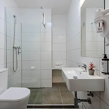 Hotel Le Petit