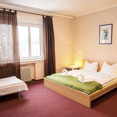 Le Petit 3* Bratysława