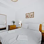 Le Petit Hotel Bratysława