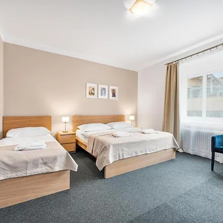 Petit Hotel