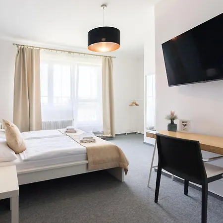 Le Petit Μπρατισλάβα