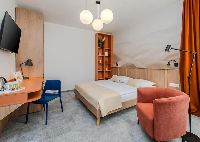 Le Petit Hotel